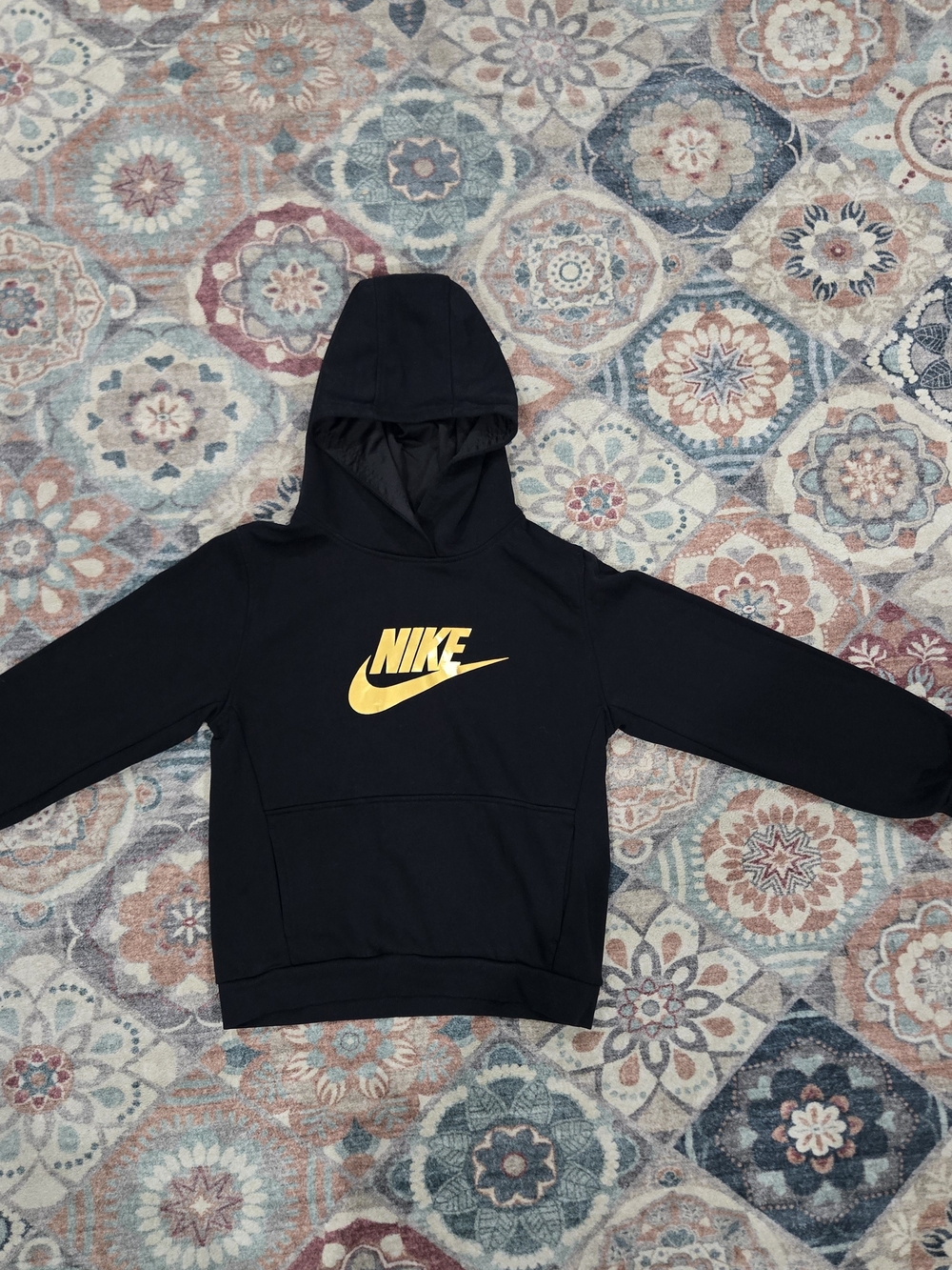 Nike Kids' Sportswear Club Fleece Hoodie XL Black & Metallic Gold